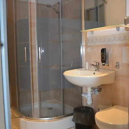 בית הארחה Orla Skala