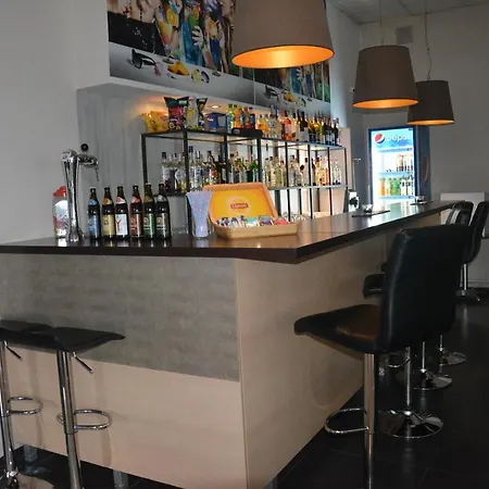 בית הארחה Orla Skala