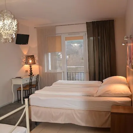 Orla Skala Guest house