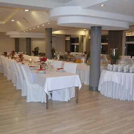 Orla Skala 3* 스클라르스카포렘바